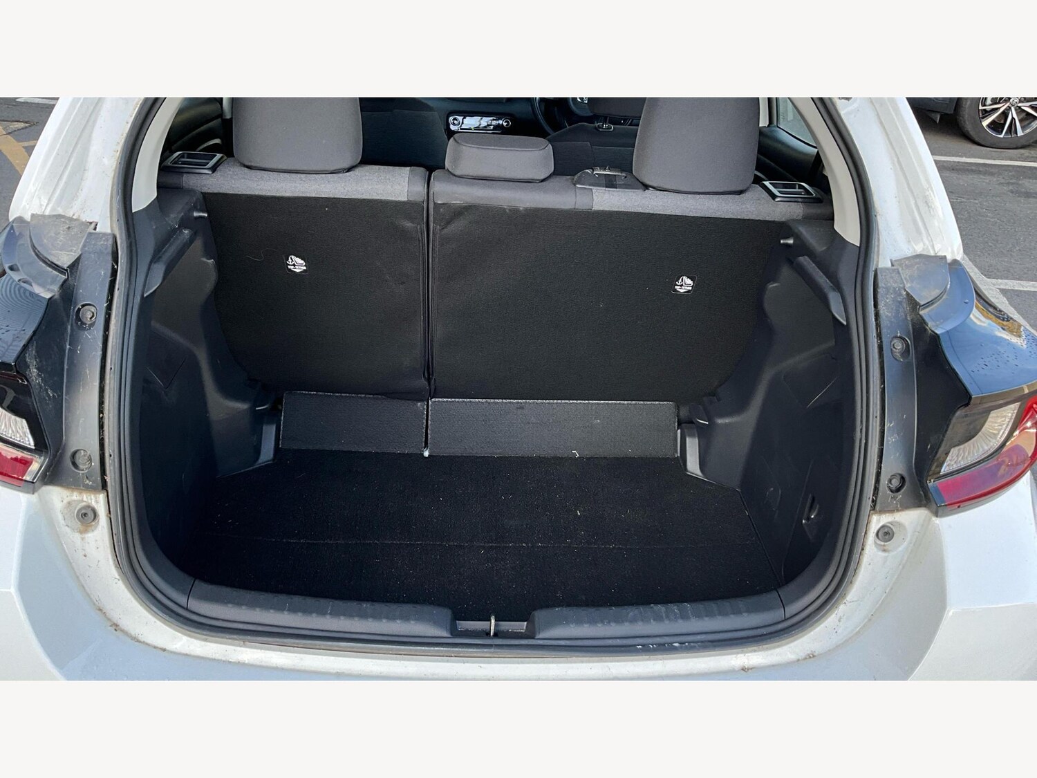 Used Toyota Yaris for sale - 77001141: Photo 23