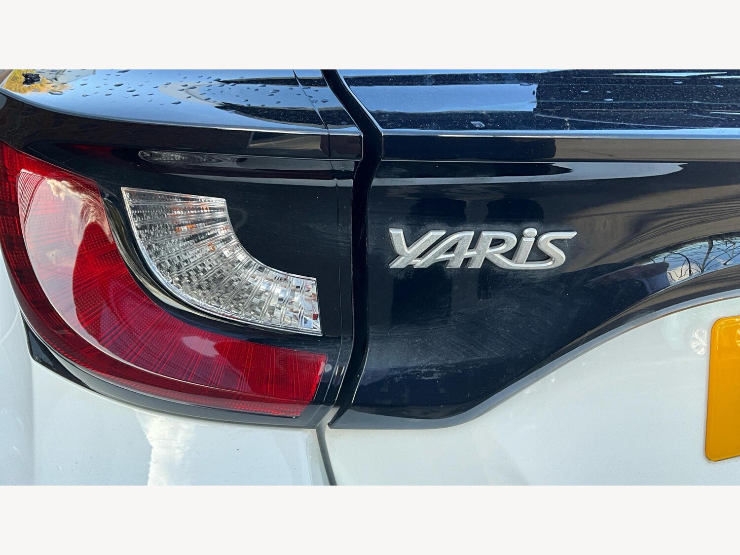 Used Toyota Yaris for sale - 77001141: Photo 28