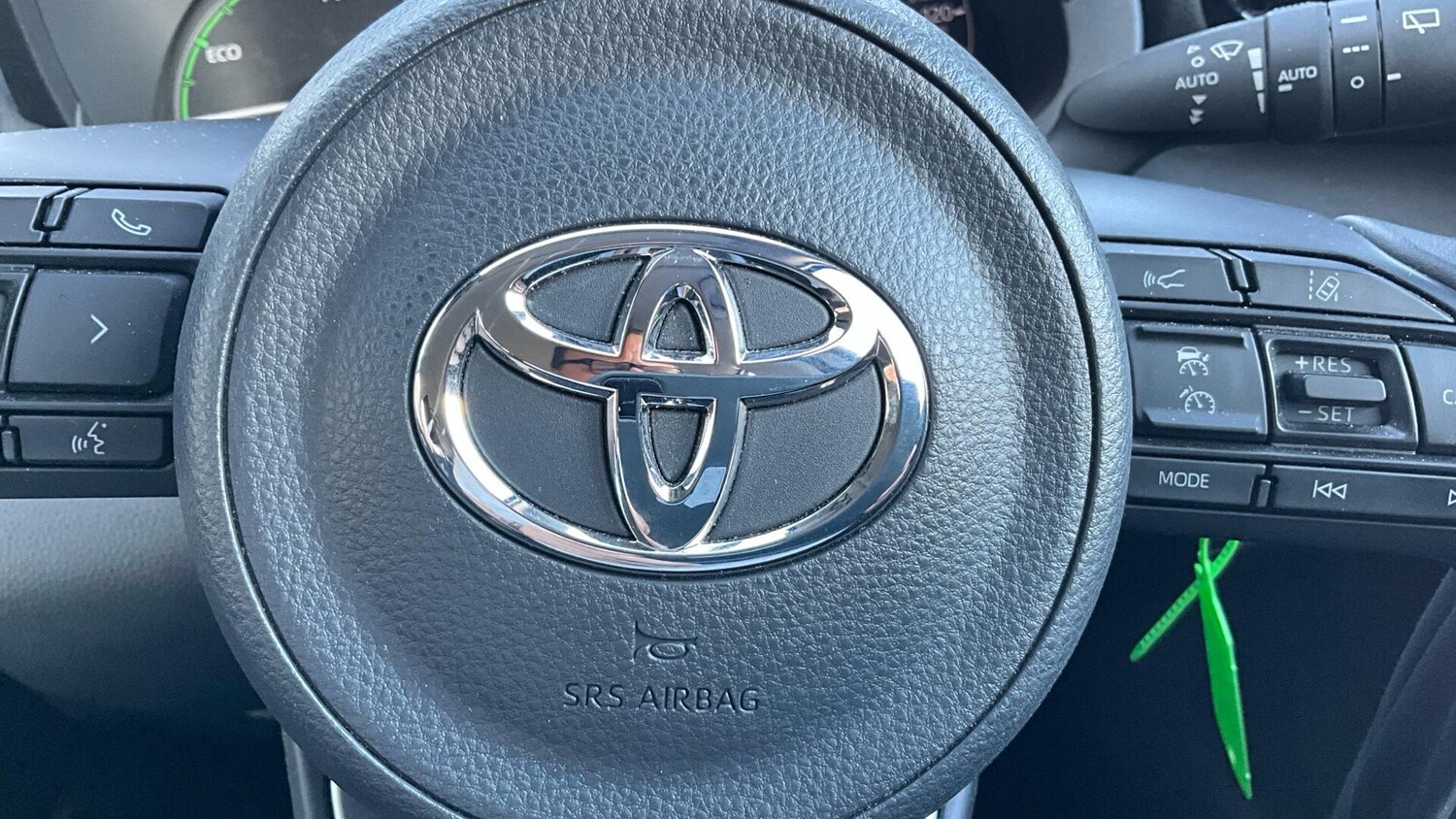 Used Toyota Yaris for sale - 77001141: Photo 50