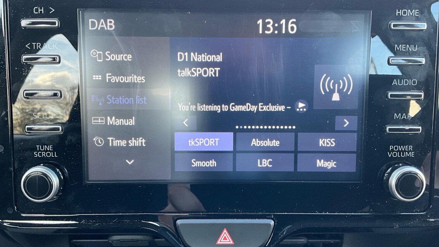 Used Toyota Yaris for sale - 77001141: Photo 51