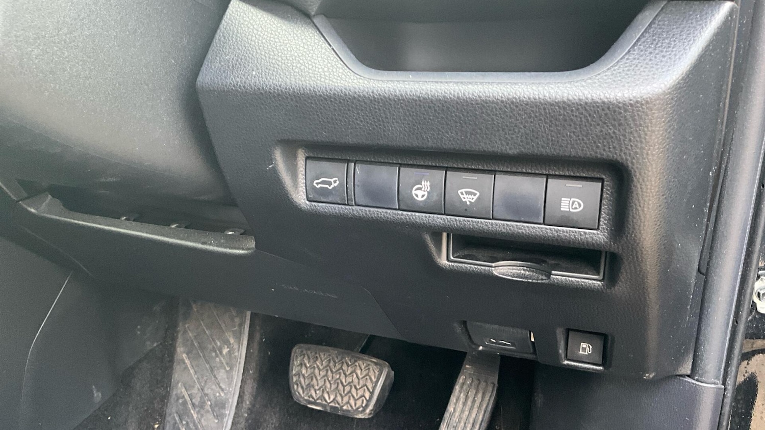 Used Toyota RAV4 for sale - 77823612: Photo 43