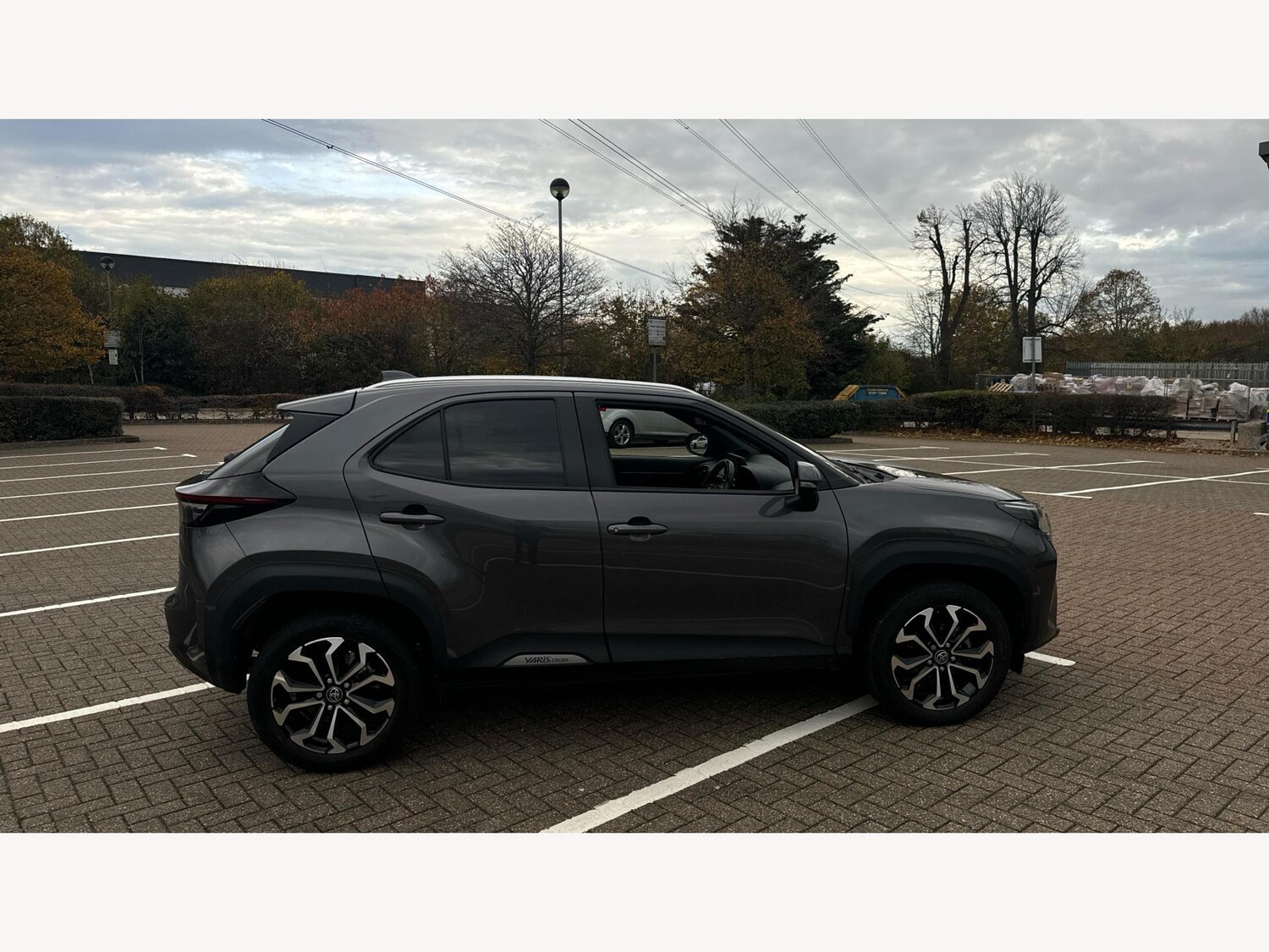 Used Toyota Yaris Cross 2022 for sale - 76585301: Photo 18