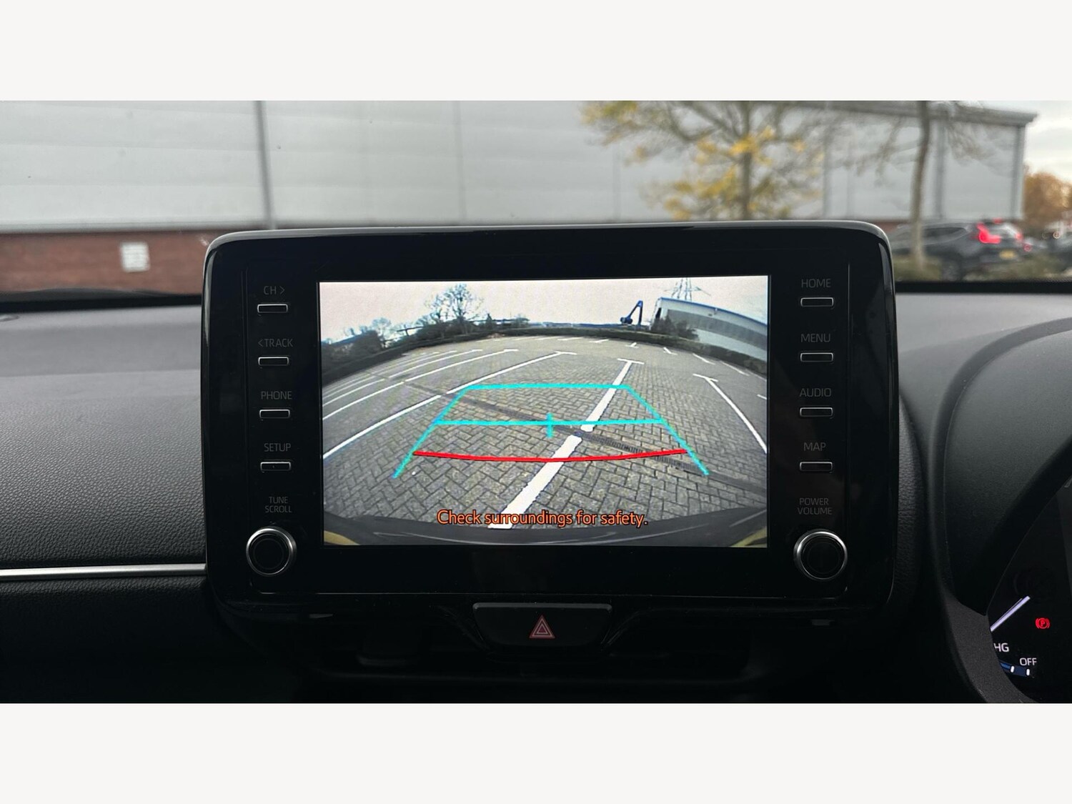 Used Toyota Yaris Cross 2022 for sale - 76585301: Photo 24