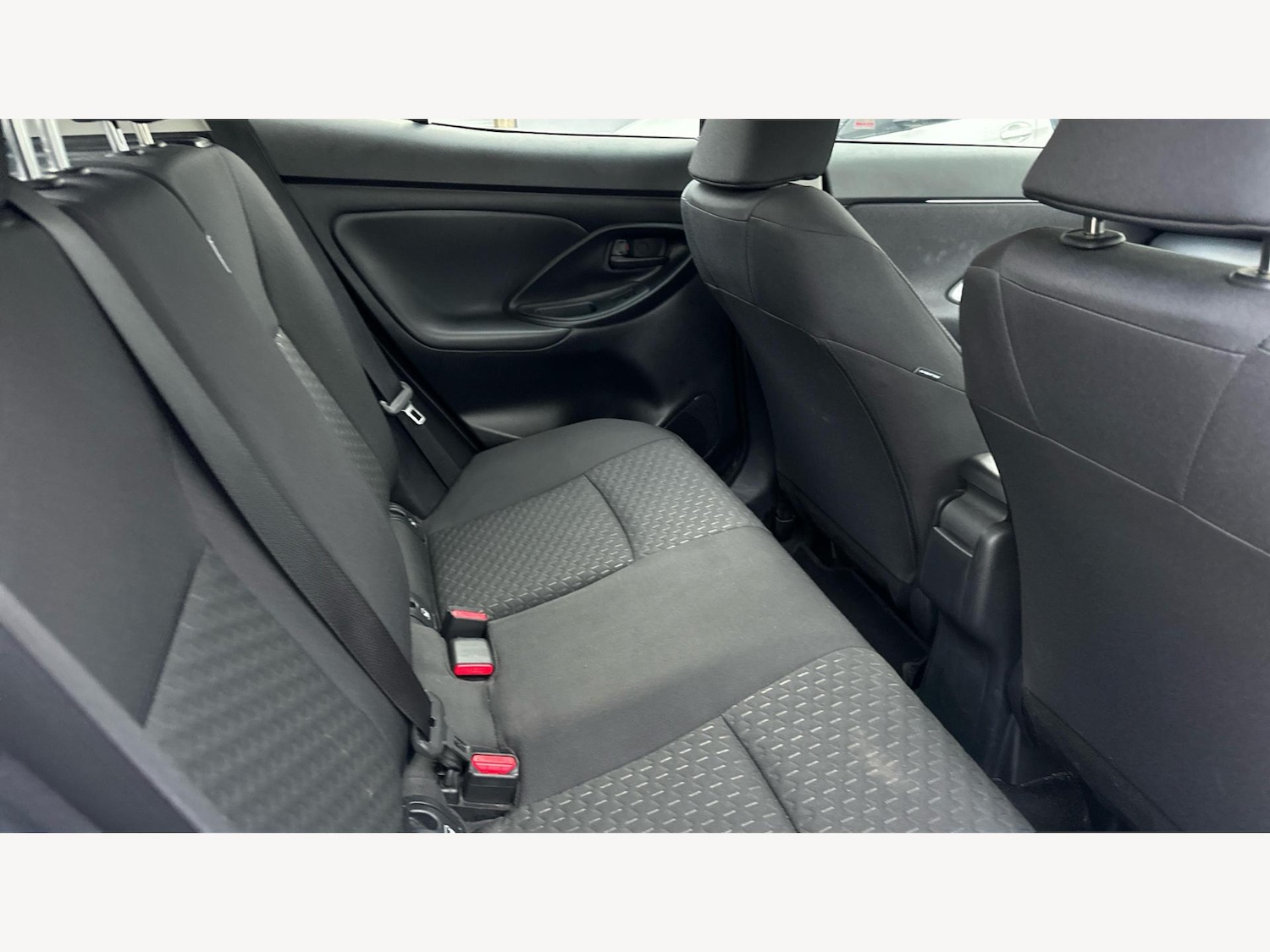 Used Toyota Yaris Cross 2024 for sale - 76801059: Photo 14