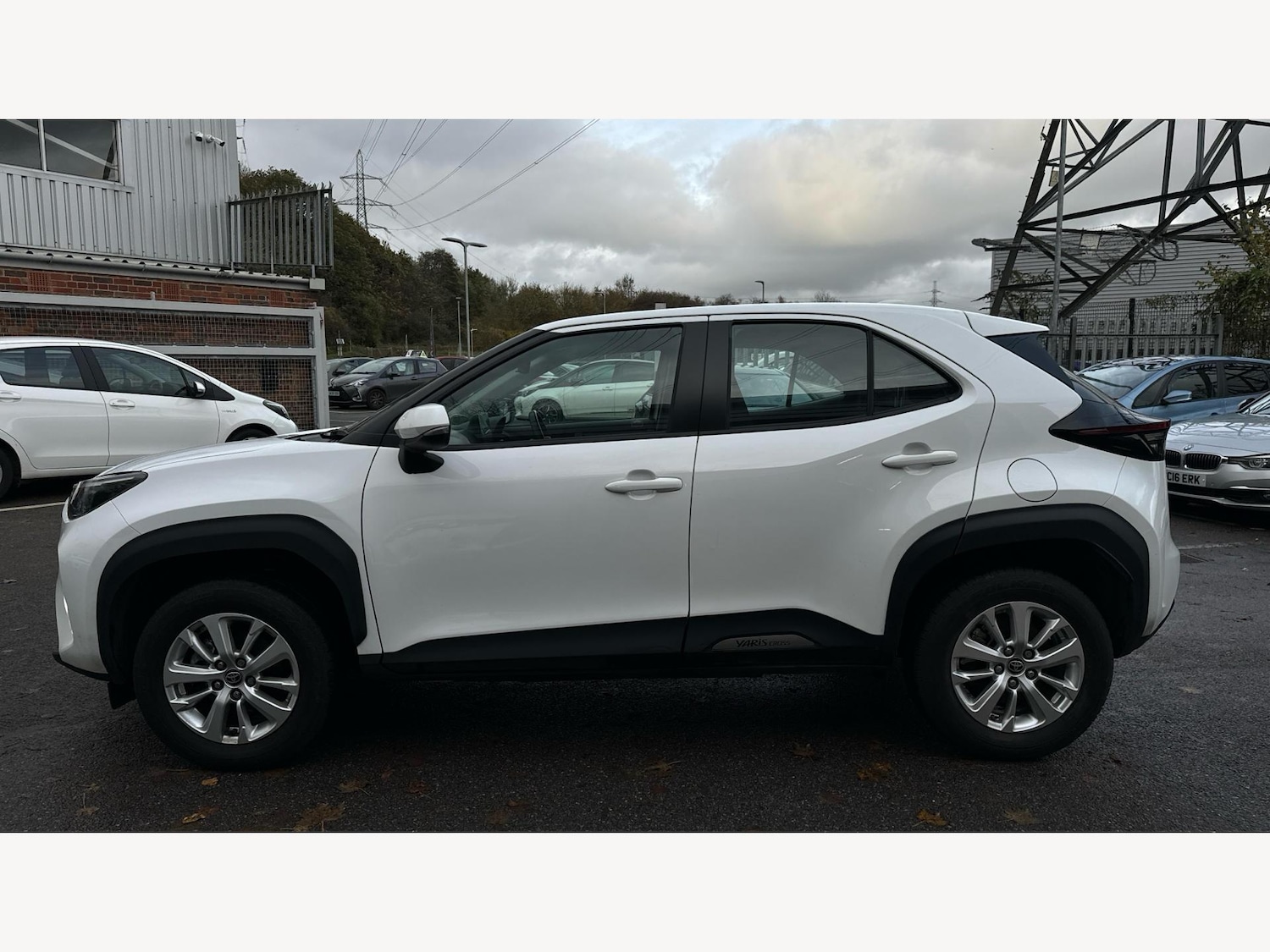 Used Toyota Yaris Cross 2024 for sale - 76801059: Photo 19