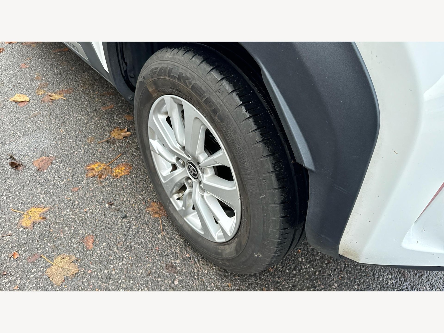 Used Toyota Yaris Cross 2024 for sale - 76801059: Photo 25