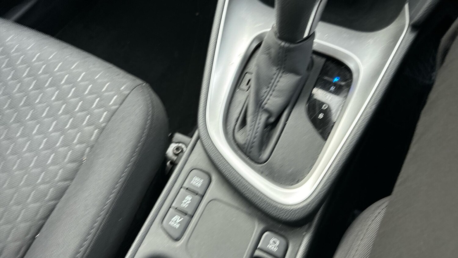 Used Toyota Yaris Cross 2024 for sale - 76801059: Photo 36