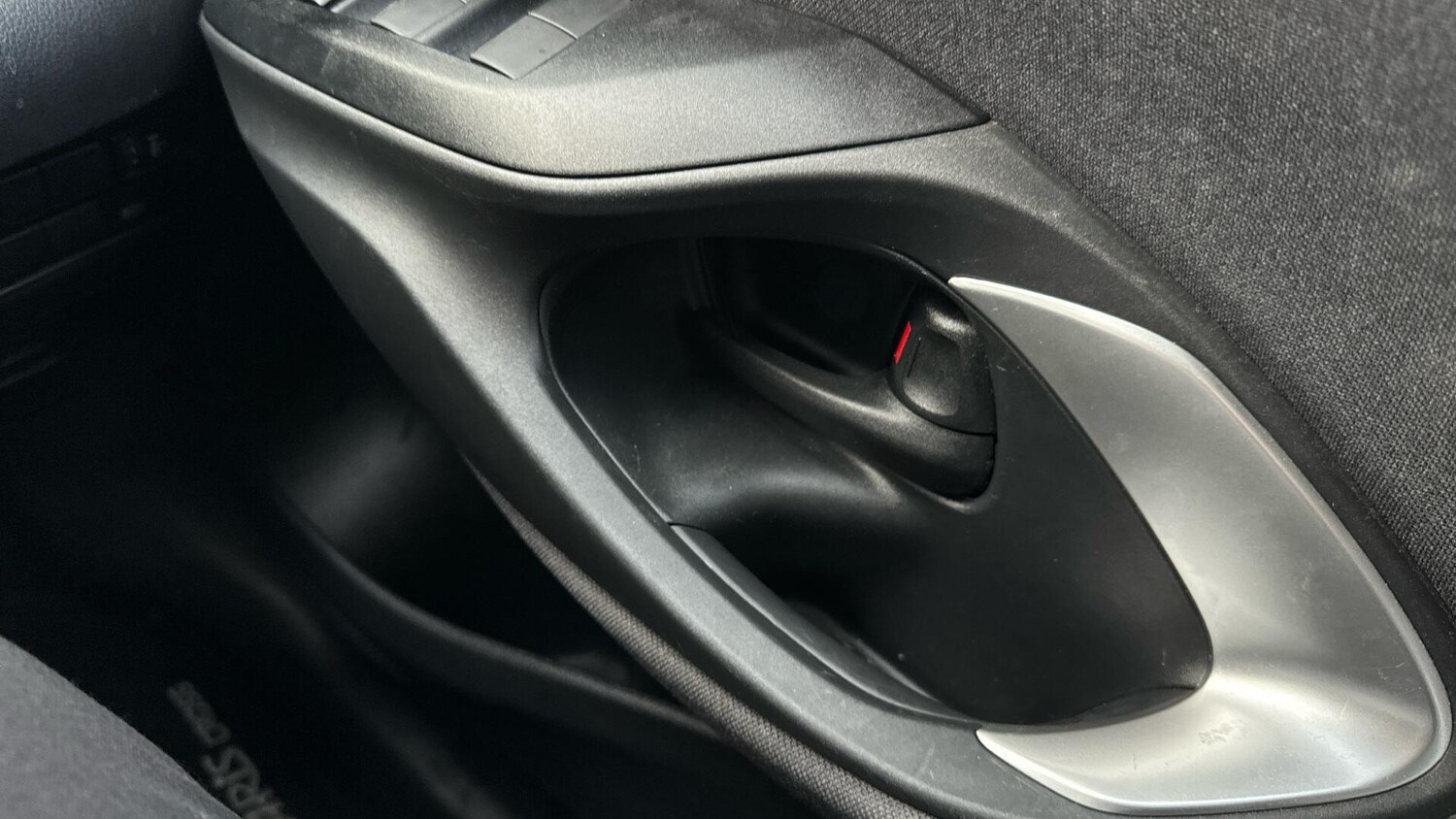 Used Toyota Yaris Cross 2024 for sale - 76801059: Photo 40