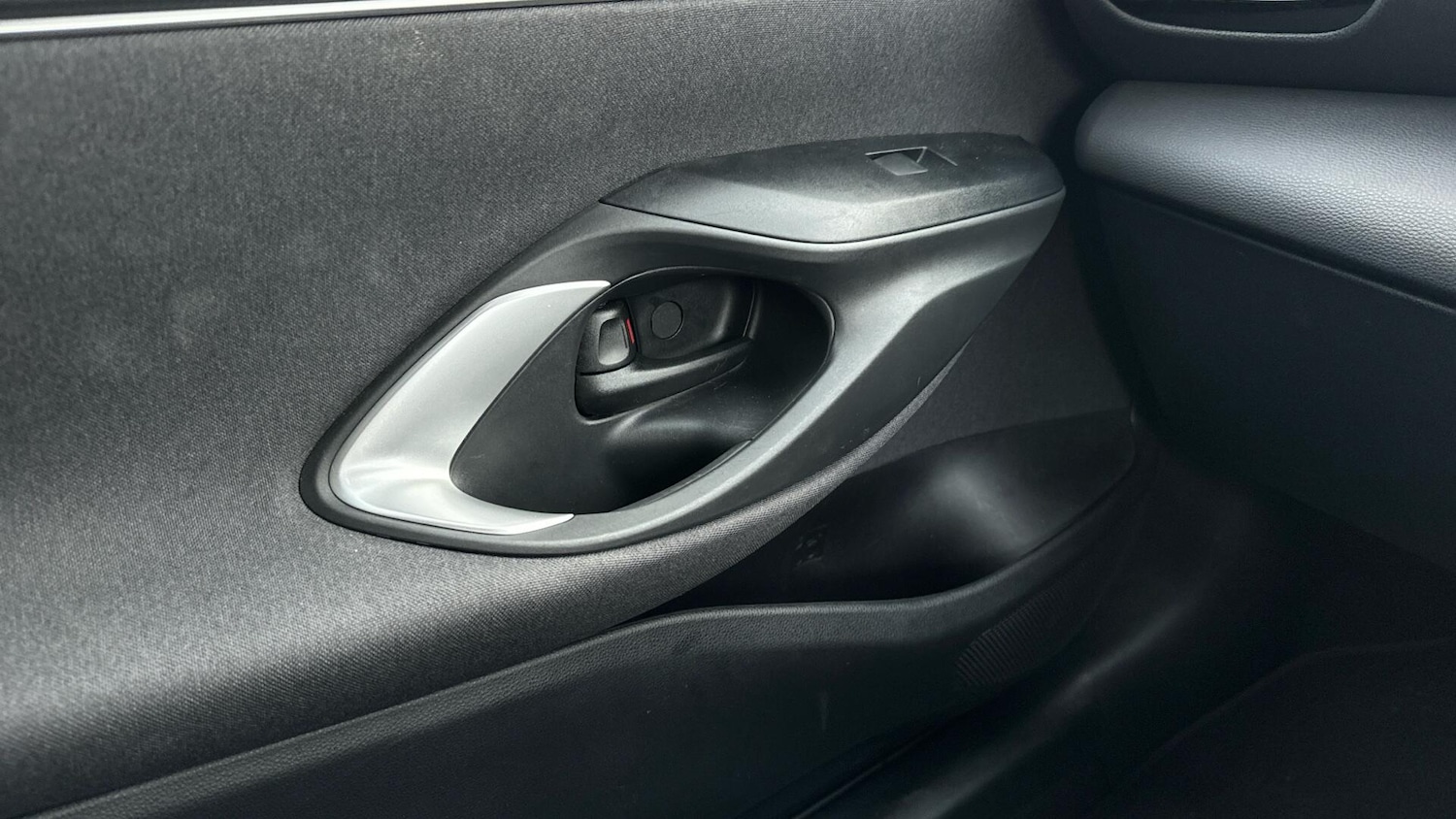 Used Toyota Yaris Cross 2024 for sale - 76801059: Photo 41