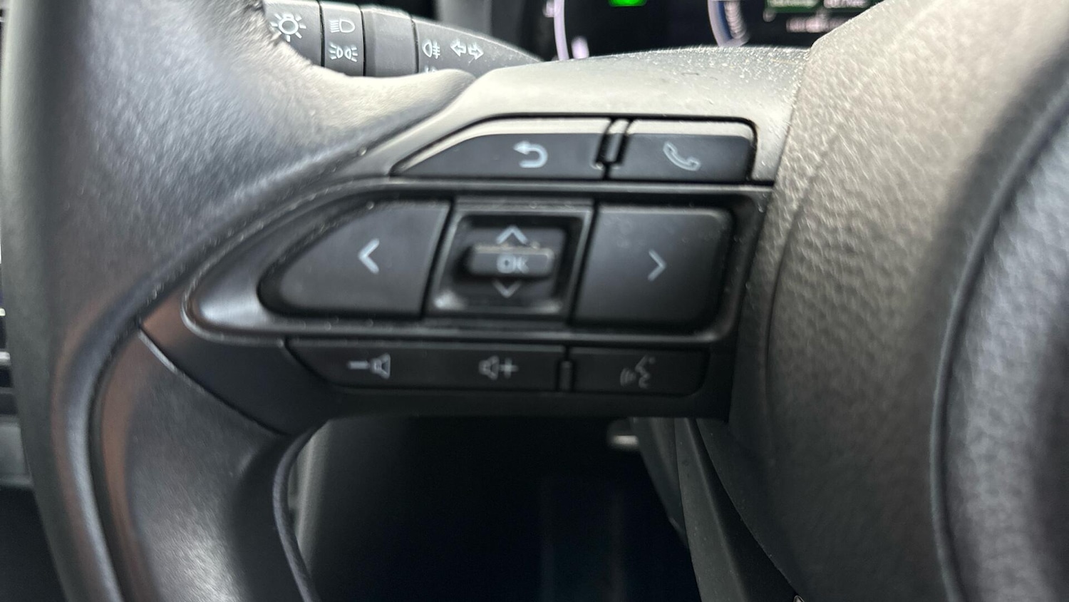 Used Toyota Yaris Cross 2024 for sale - 76801059: Photo 46