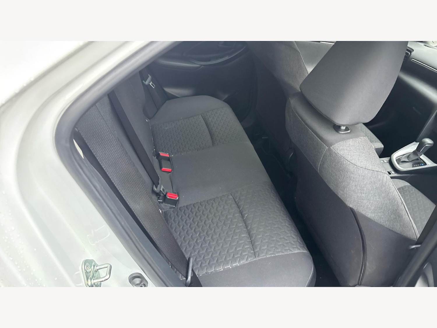 Used Toyota Yaris Cross 2024 for sale - 76700913: Photo 14