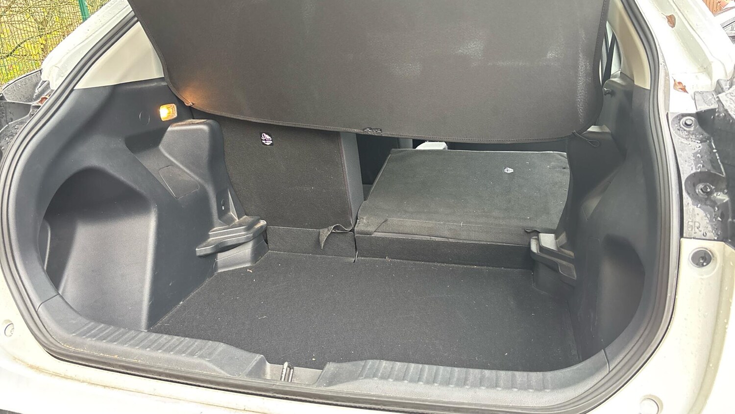 Used Toyota Yaris Cross 2024 for sale - 76700913: Photo 39