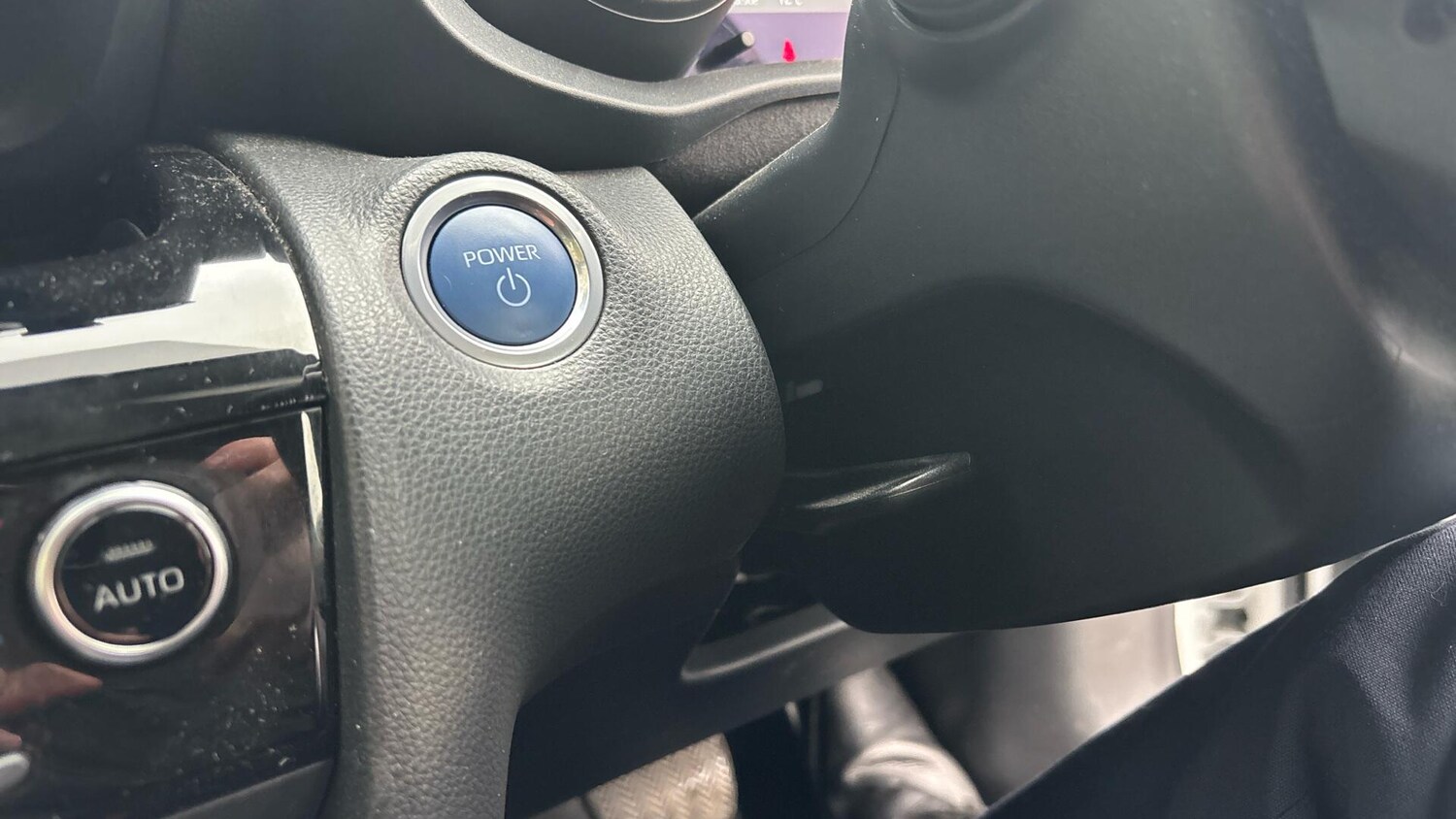 Used Toyota Yaris Cross 2024 for sale - 76700913: Photo 41