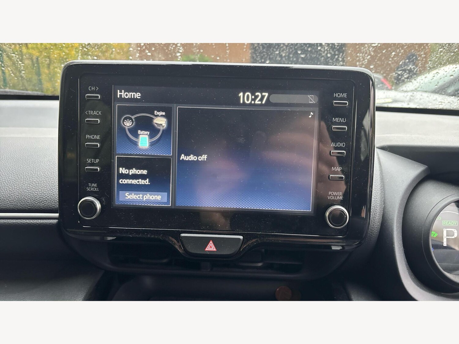 Used Toyota Yaris Cross 2024 for sale - 76700913: Photo 9