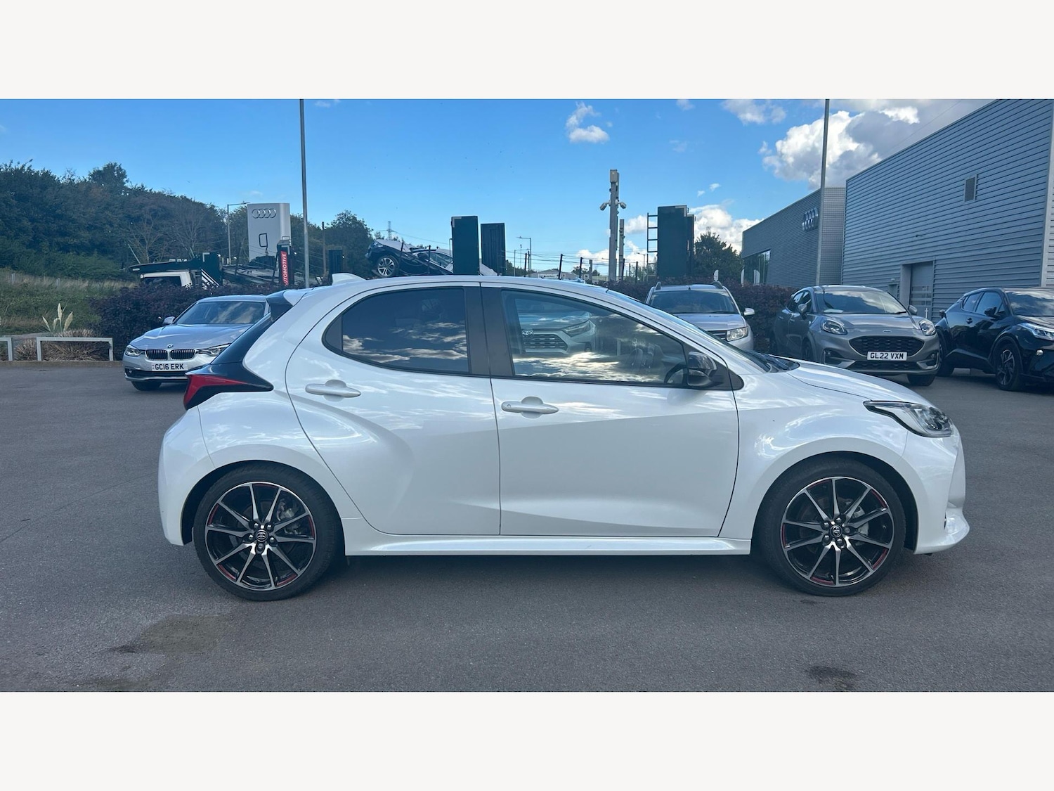 Used Toyota Yaris 2024 for sale - 76926747: Photo 18