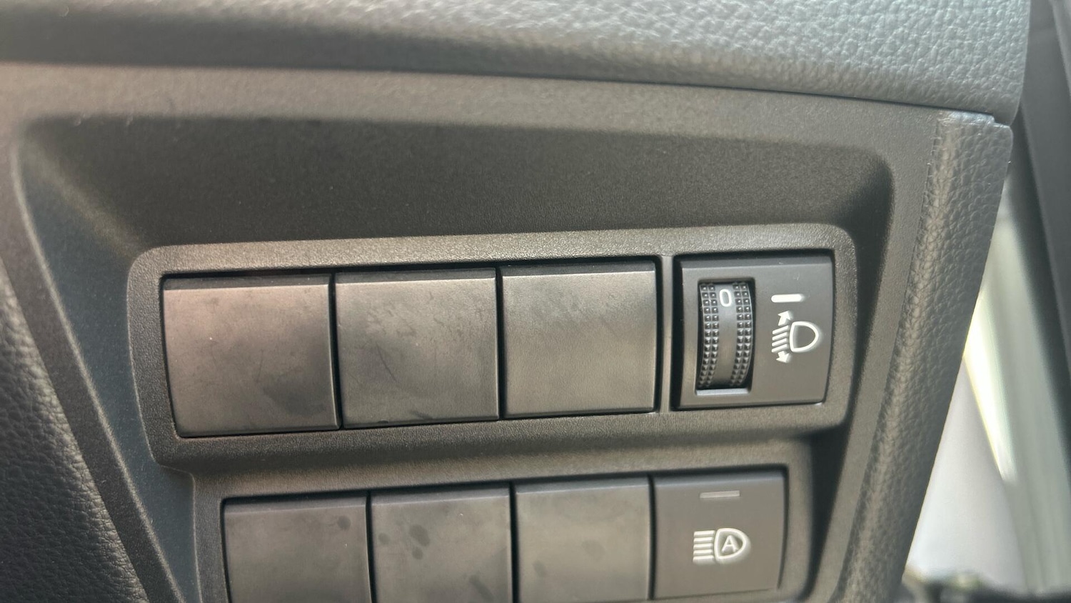 Used Toyota Yaris 2024 for sale - 76926747: Photo 35