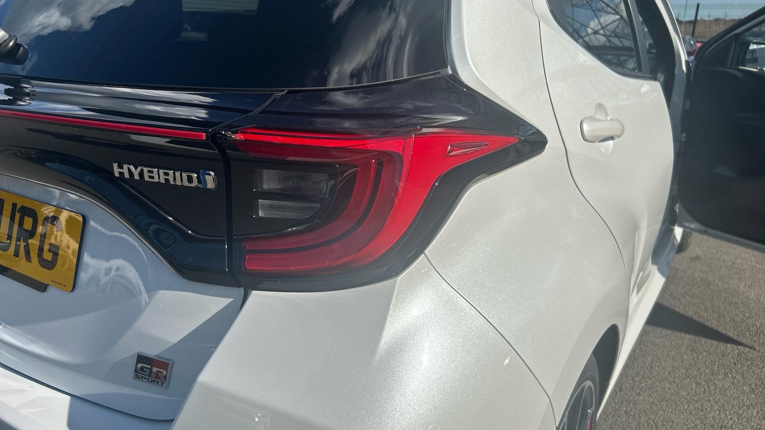 Used Toyota Yaris 2024 for sale - 76926747: Photo 48