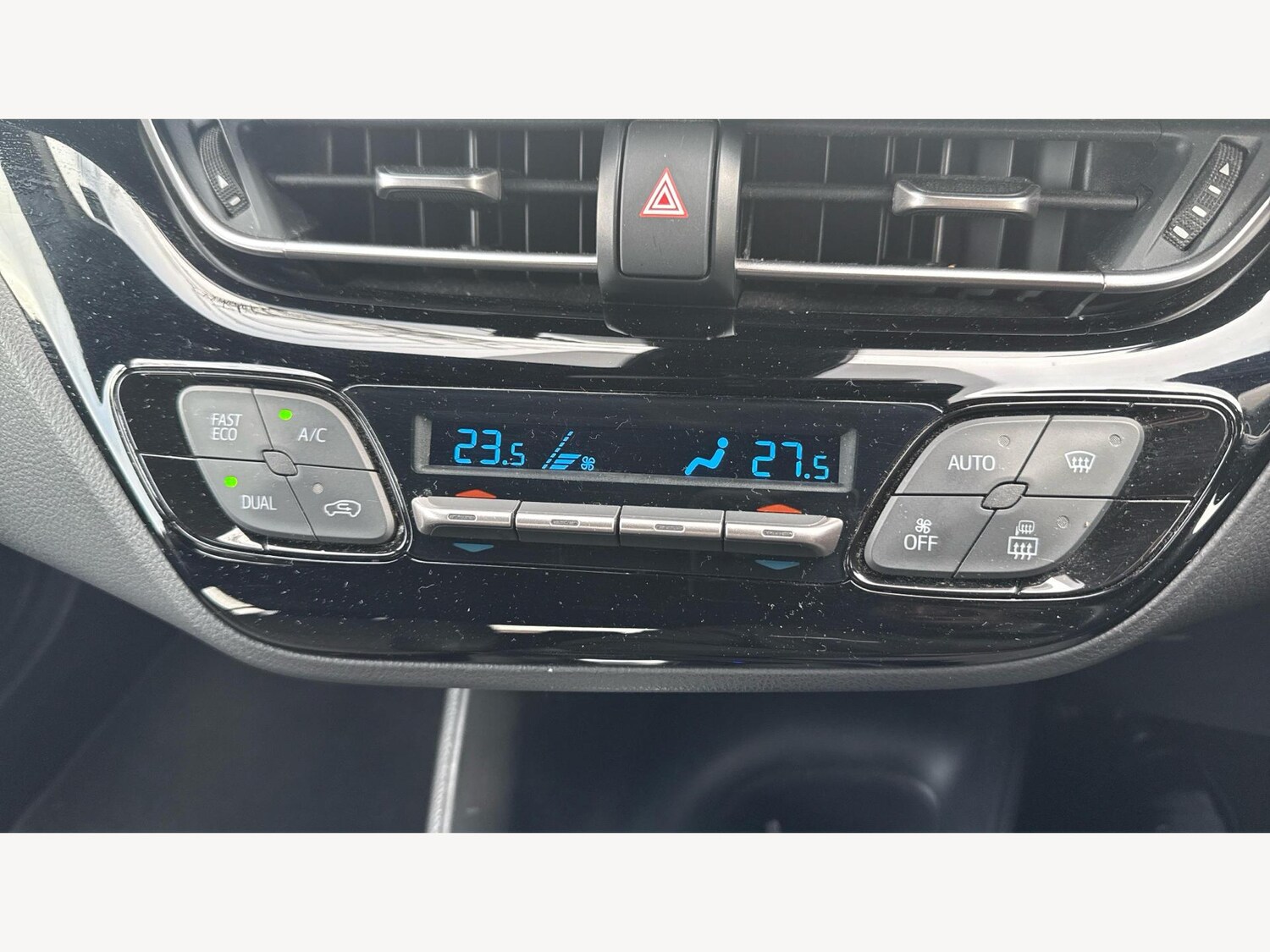Used Toyota C-HR 2022 for sale - 76314734: Photo 28