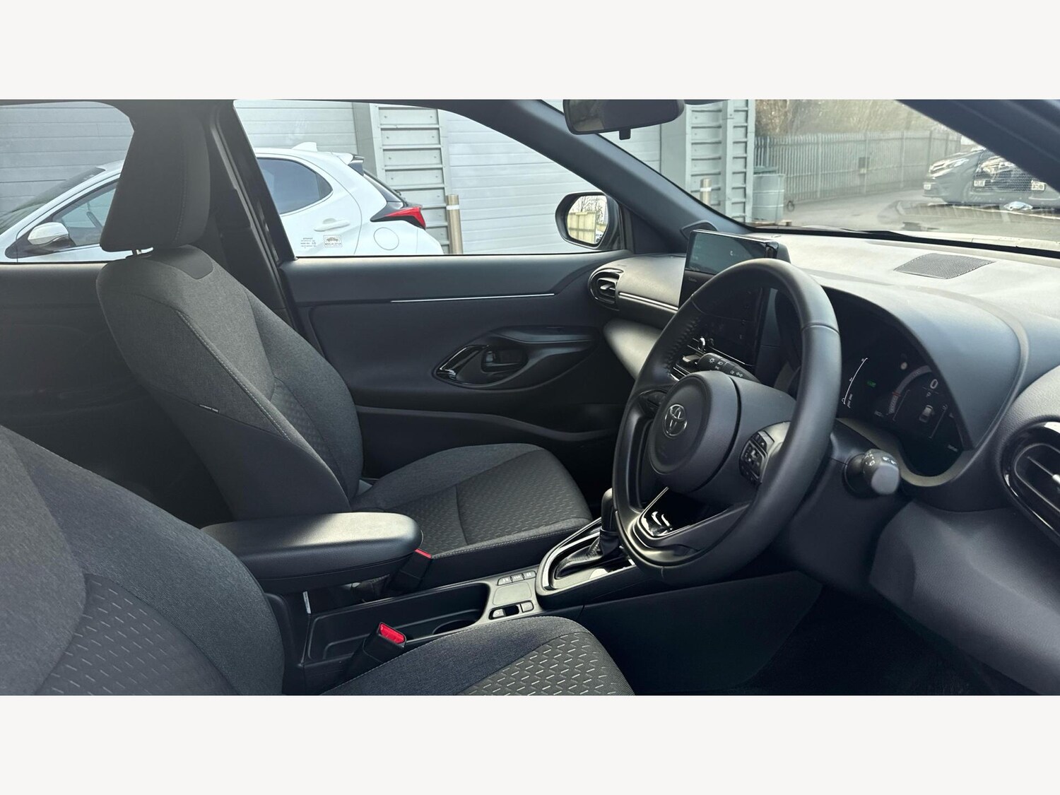 Used Toyota Yaris Cross 2025 for sale - 77424848: Photo 13