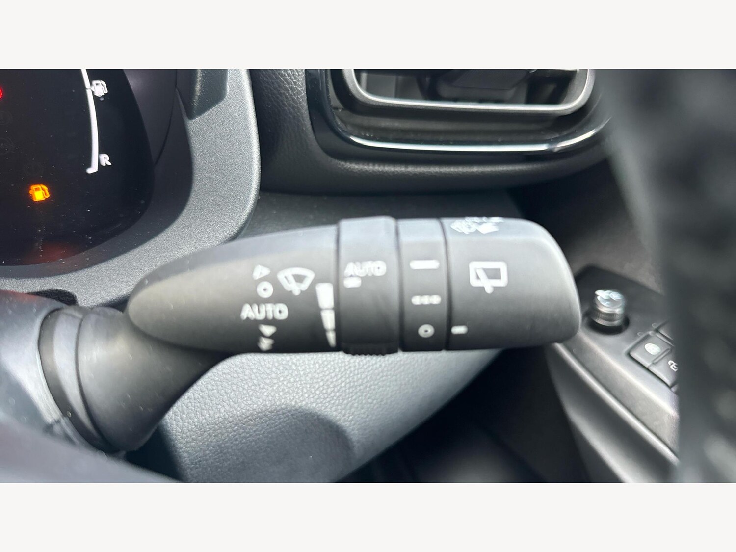 Used Toyota Yaris Cross 2025 for sale - 77424848: Photo 29