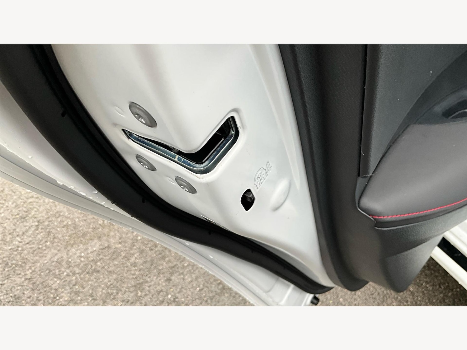 Used Toyota Corolla 2024 for sale - 76377762: Photo 30