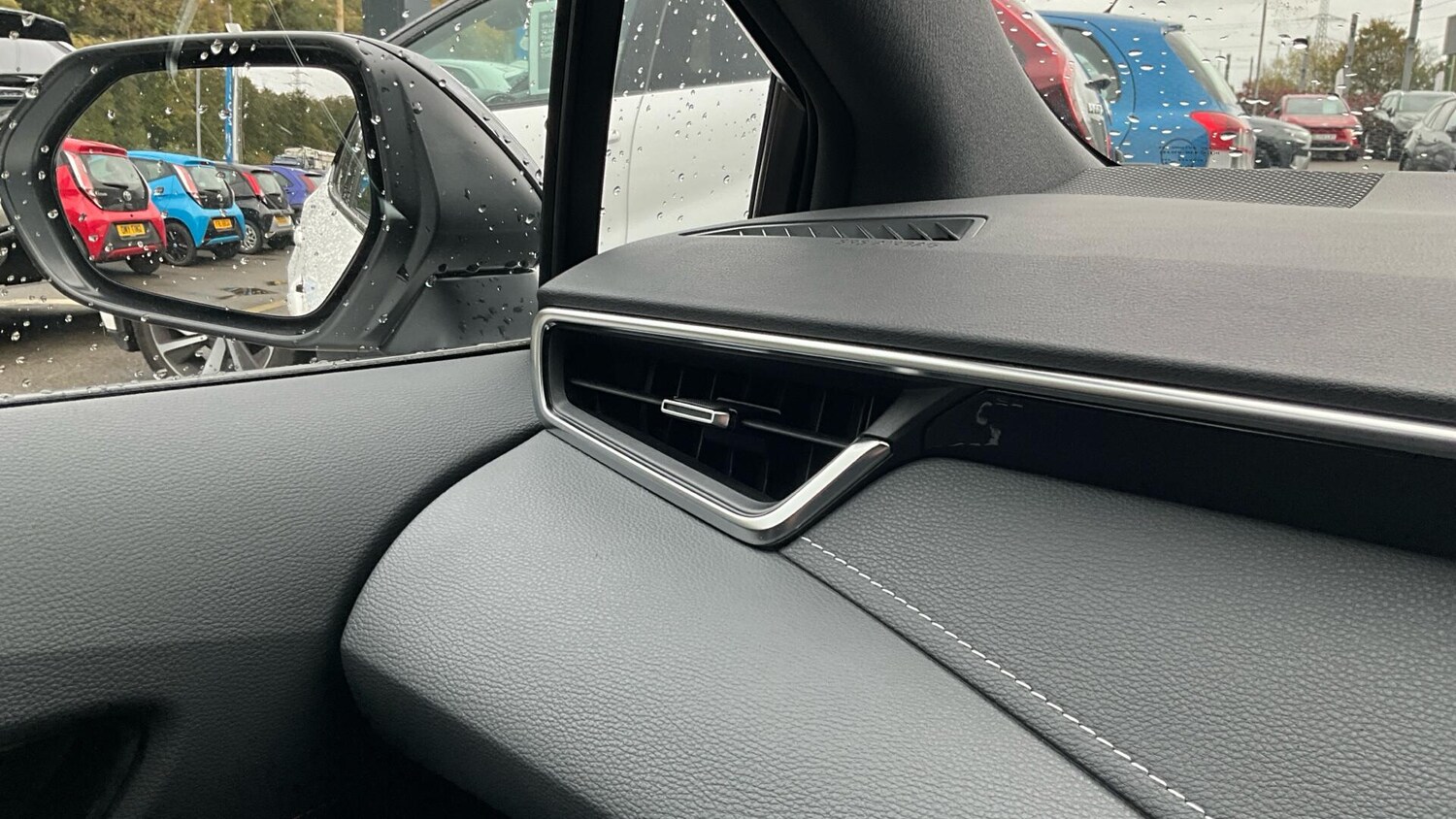 Used Toyota Corolla 2024 for sale - 76377762: Photo 44