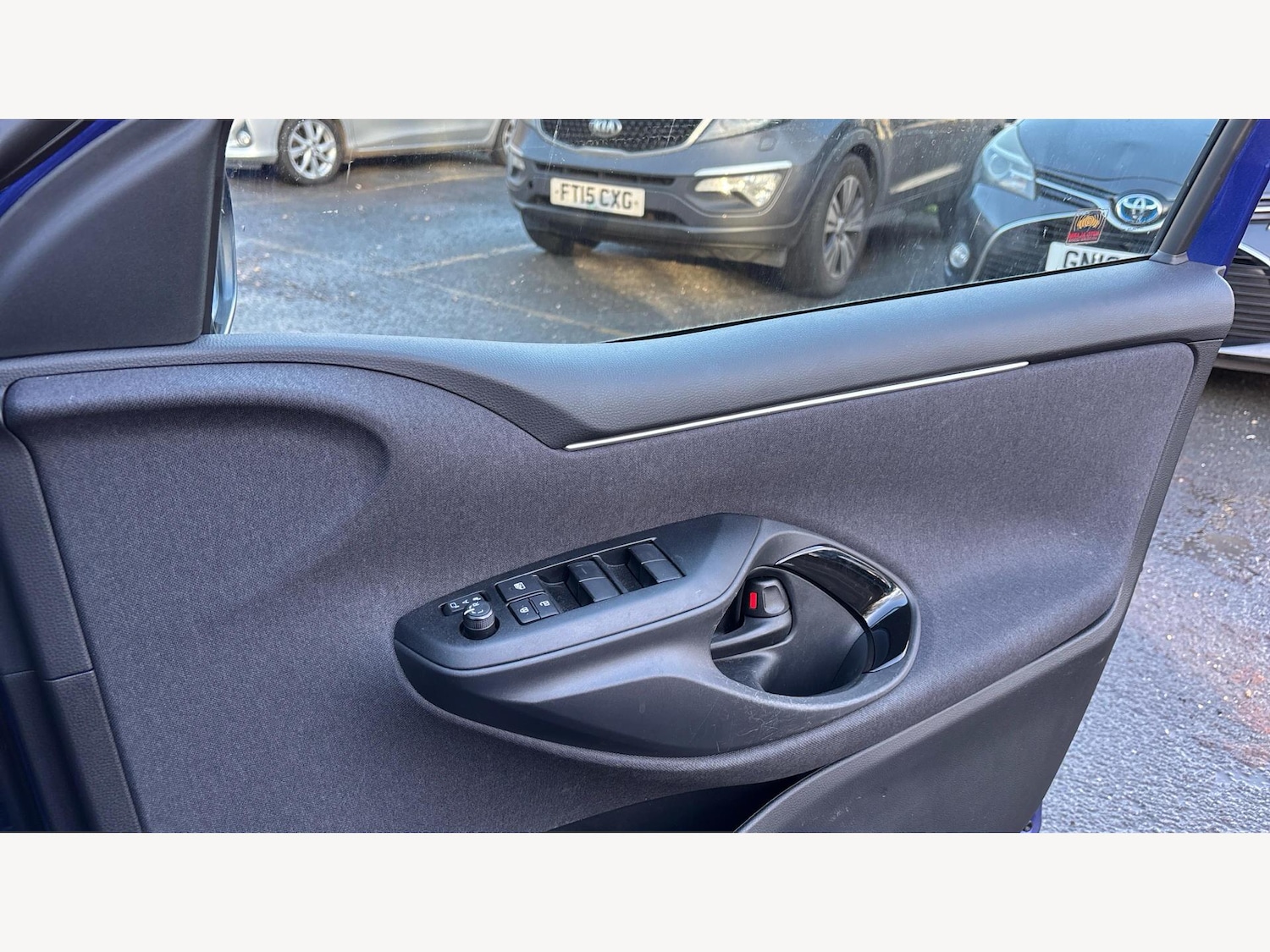 Used Toyota Yaris 2024 for sale - 77238562: Photo 24