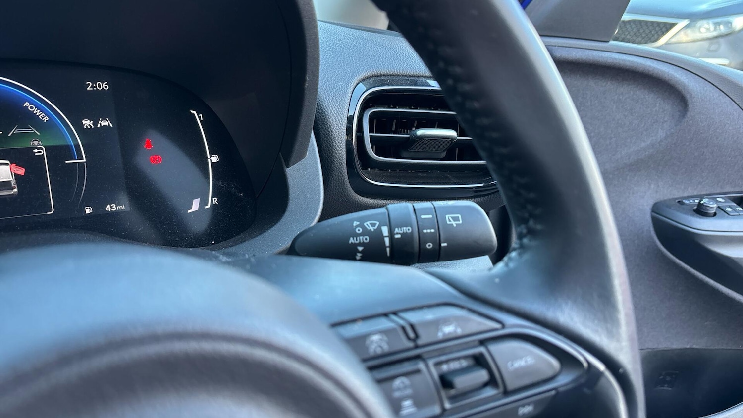 Used Toyota Yaris 2024 for sale - 77238562: Photo 36