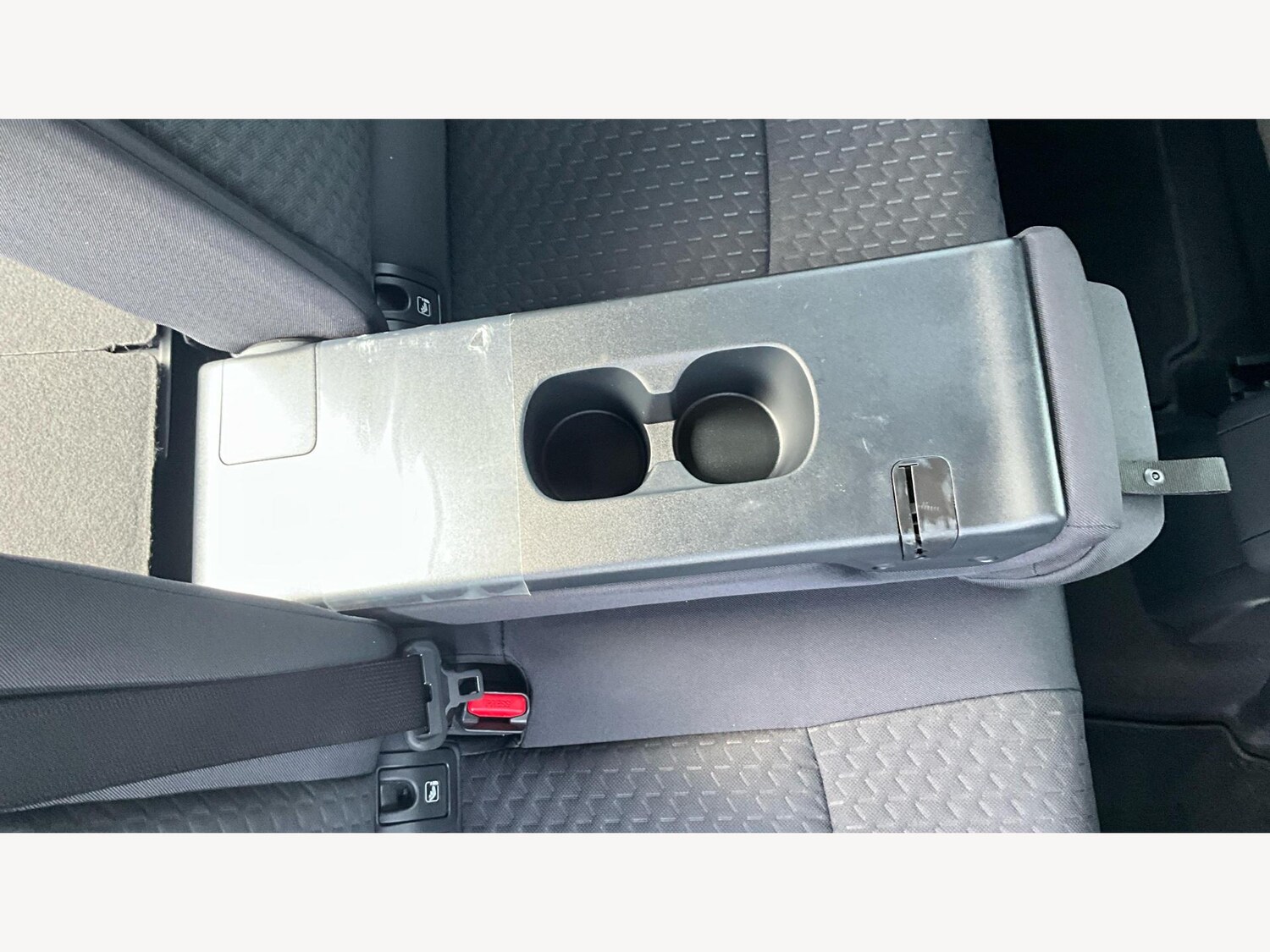 Used Toyota Yaris Cross 2025 for sale - 77537258: Photo 25