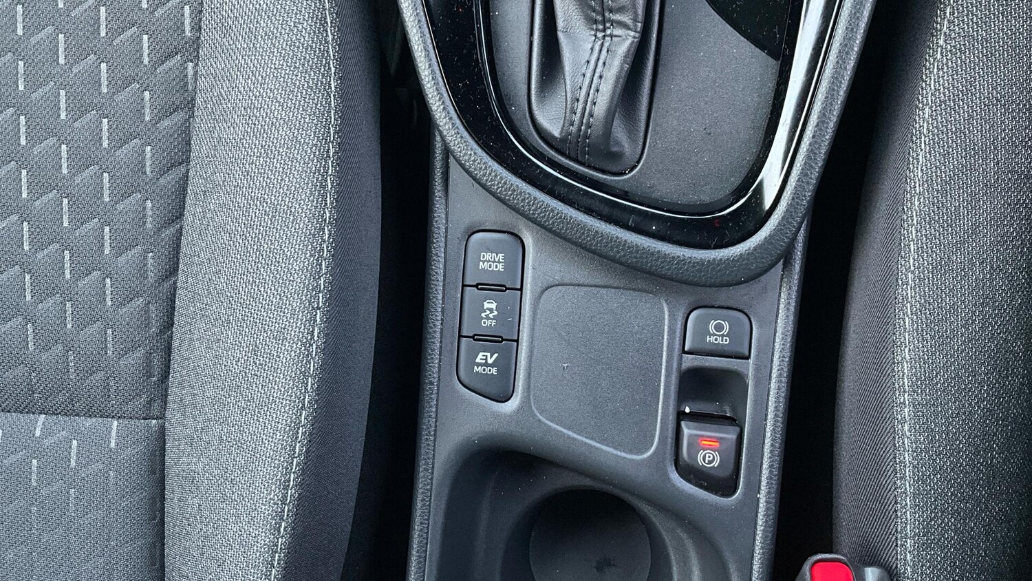 Used Toyota Yaris Cross 2025 for sale - 77537258: Photo 42