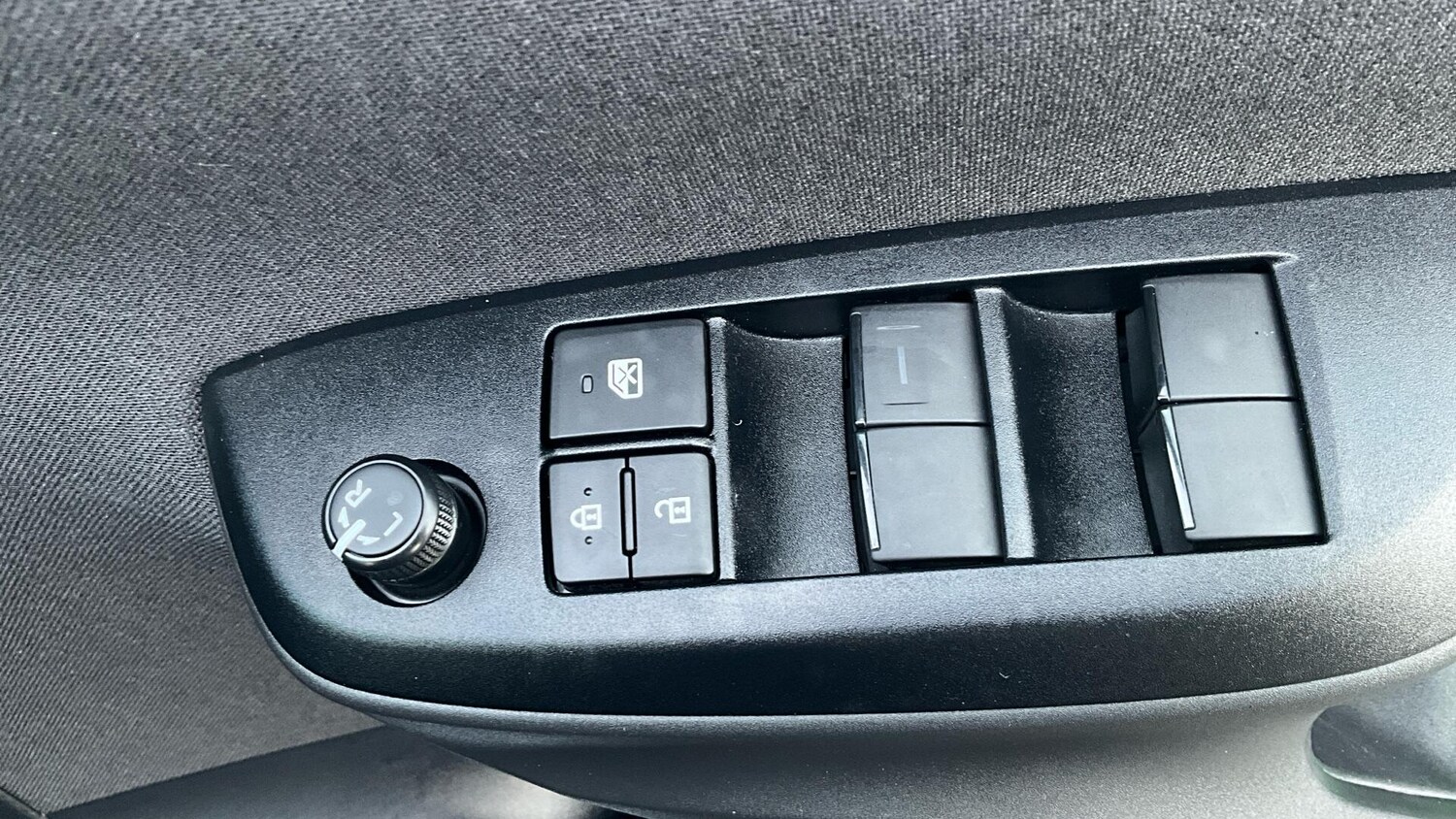 Used Toyota Yaris Cross 2025 for sale - 77537258: Photo 43