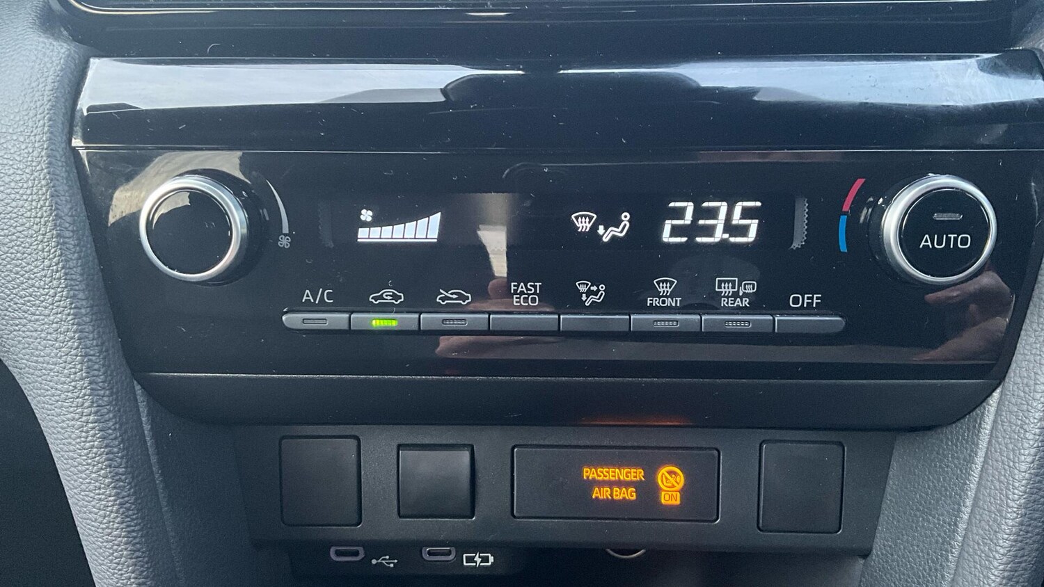 Used Toyota Yaris Cross 2025 for sale - 77537258: Photo 45