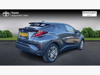 Used Toyota C-HR 2023 for sale - 78461538: Photo