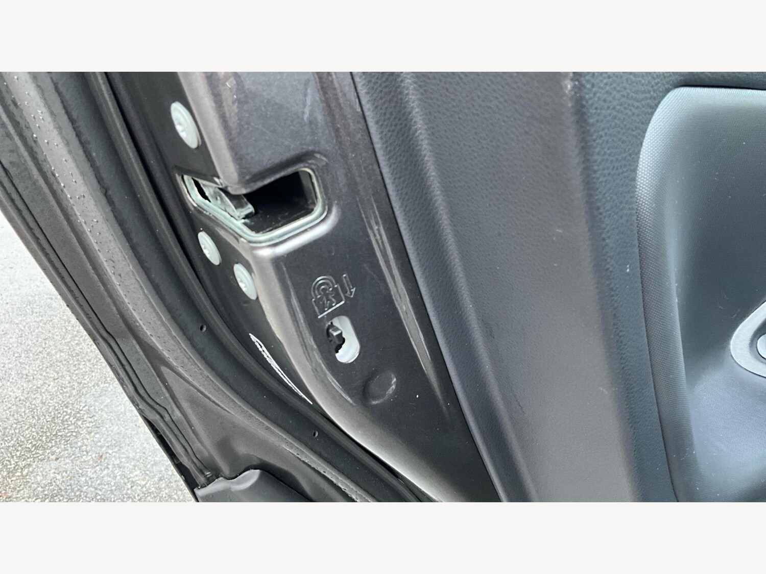 Used Toyota Yaris Cross 2024 for sale - 77074641: Photo 24