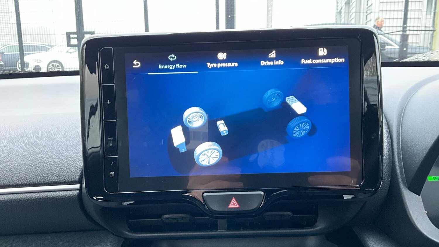 Used Toyota Yaris Cross 2024 for sale - 77074641: Photo 42