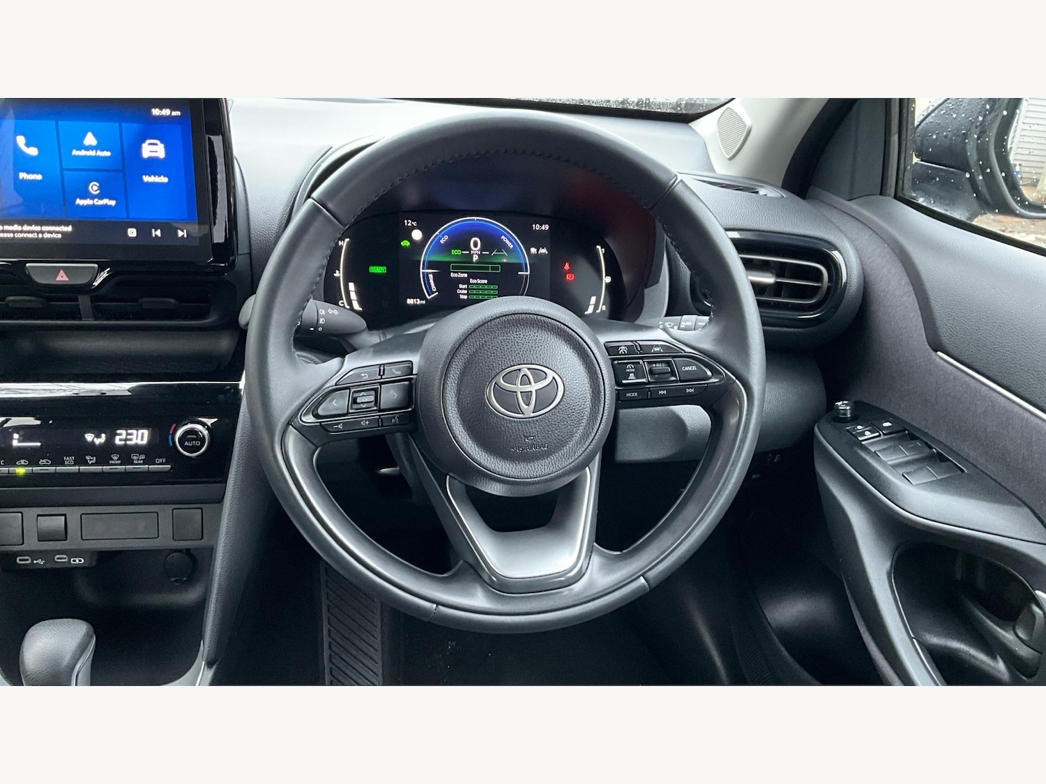 Used Toyota Yaris Cross 2024 for sale - 77074641: Photo 8