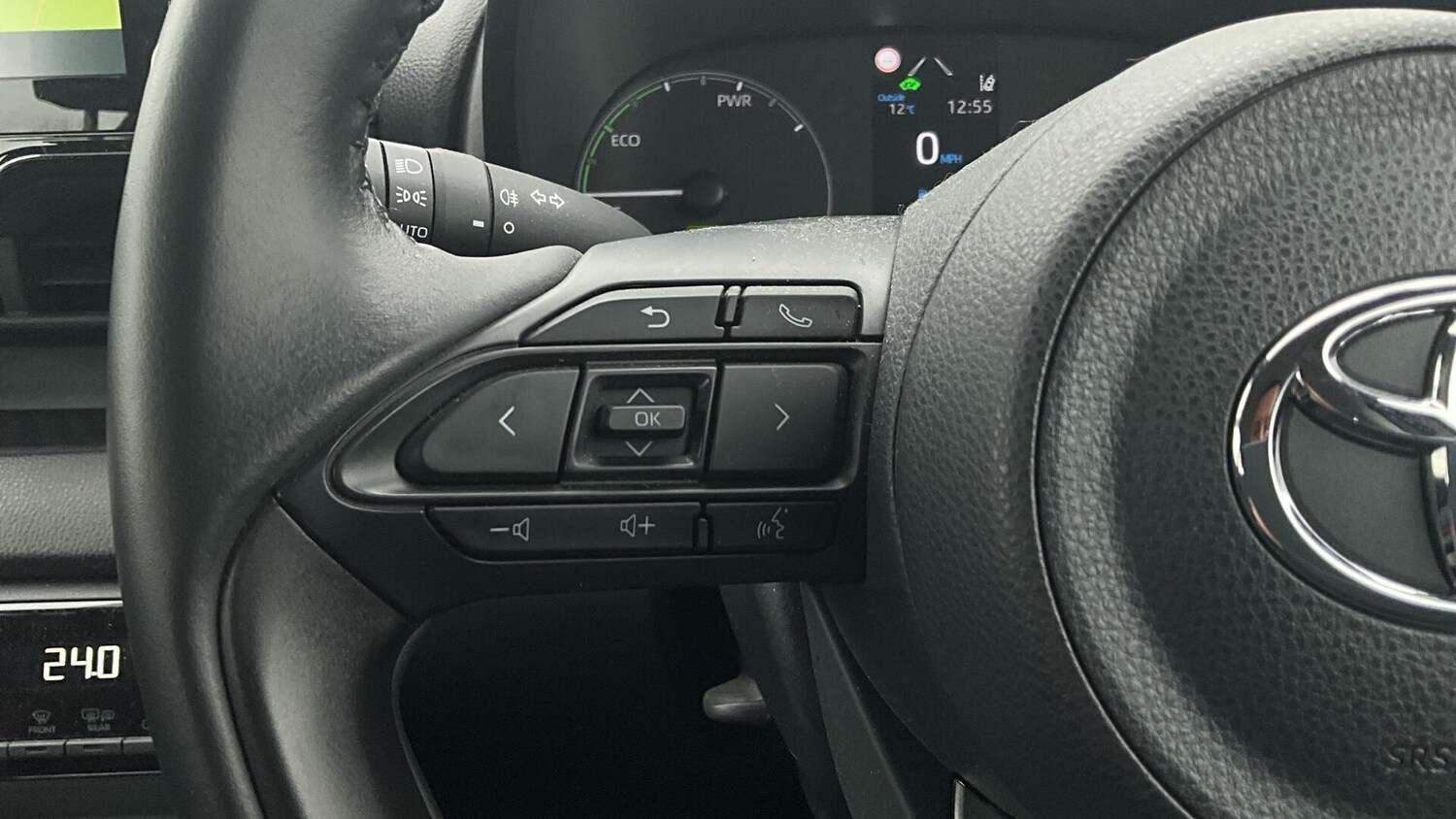 Used Toyota Yaris for sale - 77853170: Photo 32