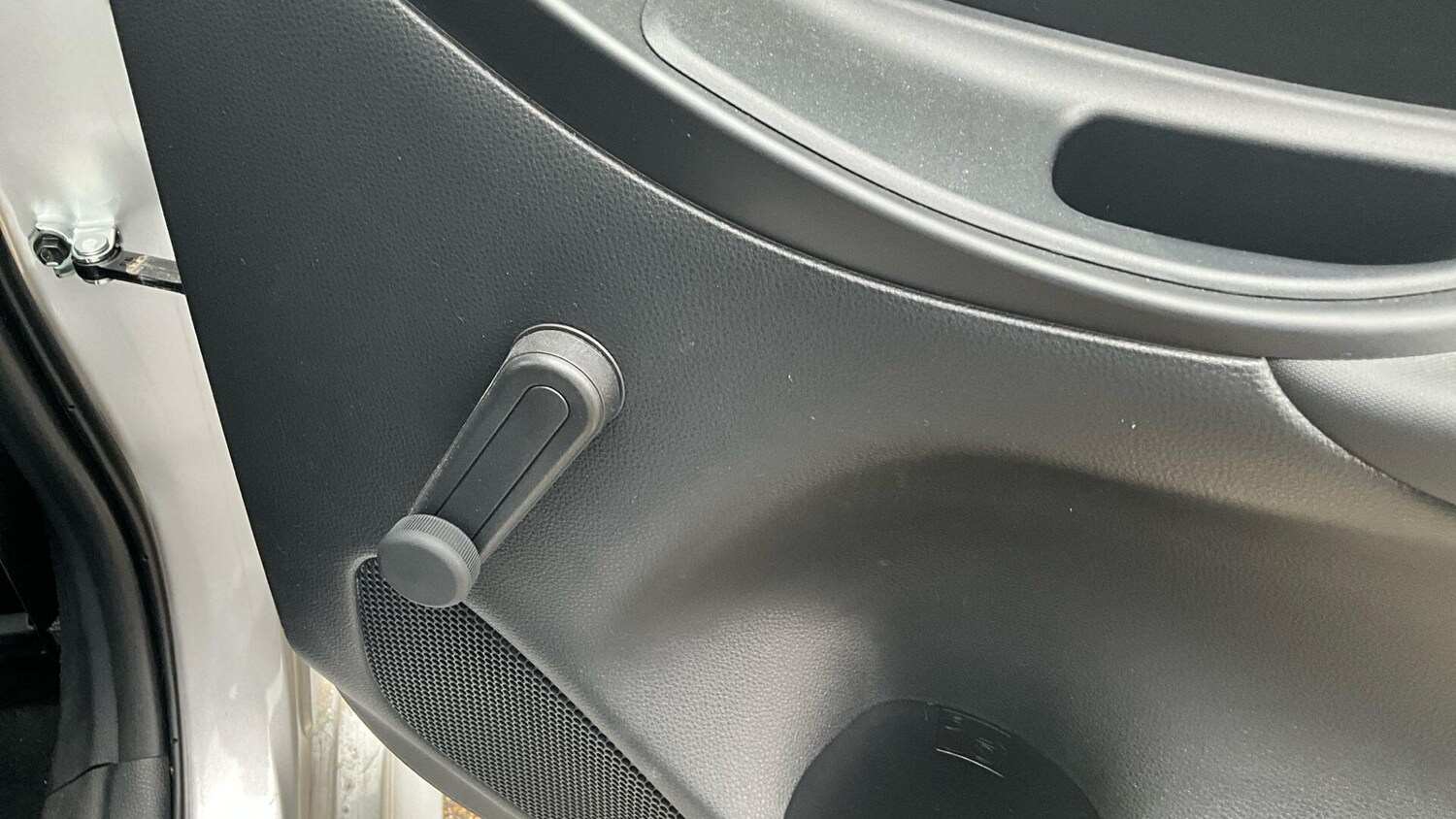 Used Toyota Yaris for sale - 77853170: Photo 52