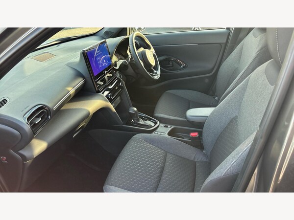Used Toyota Yaris Cross 2025 for sale - 76095174: Photo 12