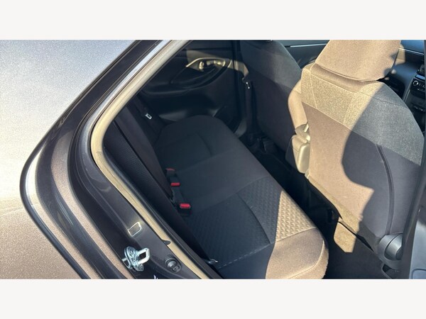 Used Toyota Yaris Cross 2025 for sale - 76095174: Photo 14