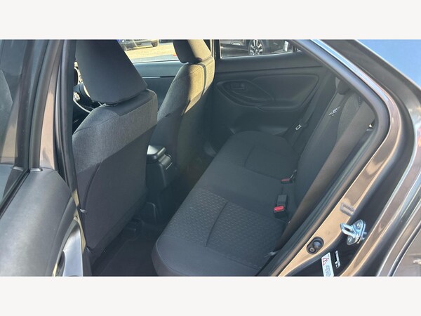 Used Toyota Yaris Cross 2025 for sale - 76095174: Photo 15