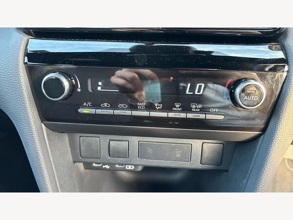 Used Toyota Yaris Cross 2025 for sale - 76095174: Photo 28