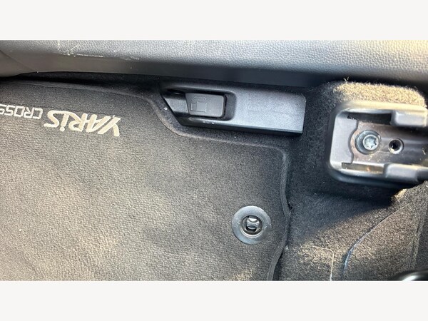 Used Toyota Yaris Cross 2025 for sale - 76095174: Photo 34