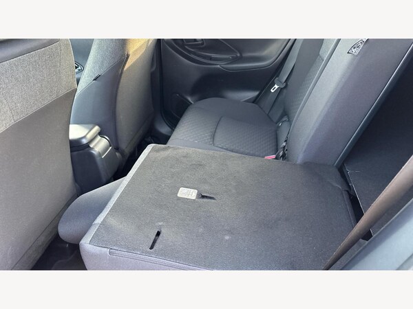 Used Toyota Yaris Cross 2025 for sale - 76095174: Photo 43