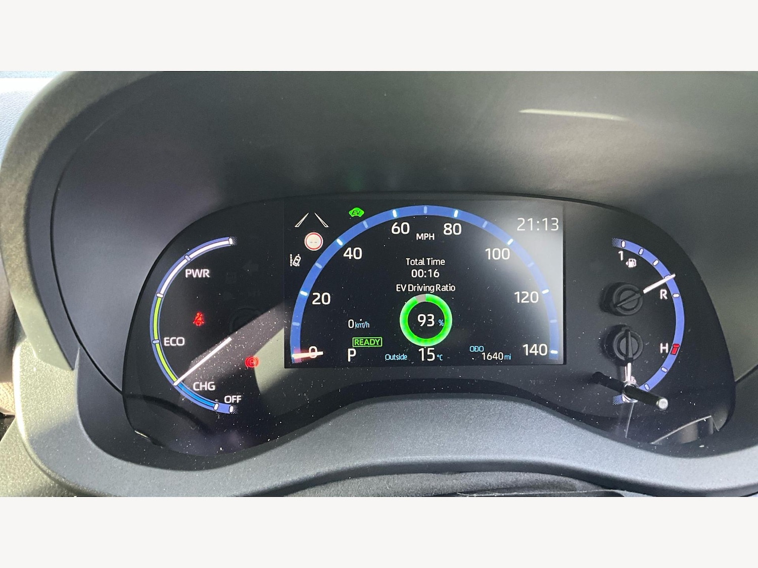 Used Toyota Yaris Cross 2024 for sale - 76584838: Photo 11