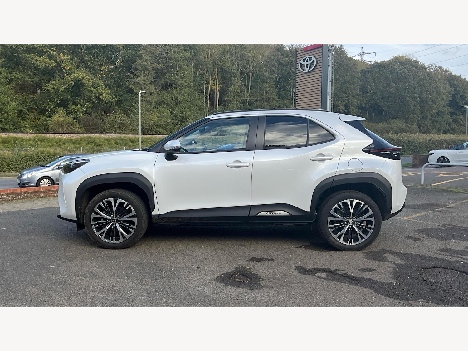 Used Toyota Yaris Cross 2024 for sale - 76584838: Photo 19