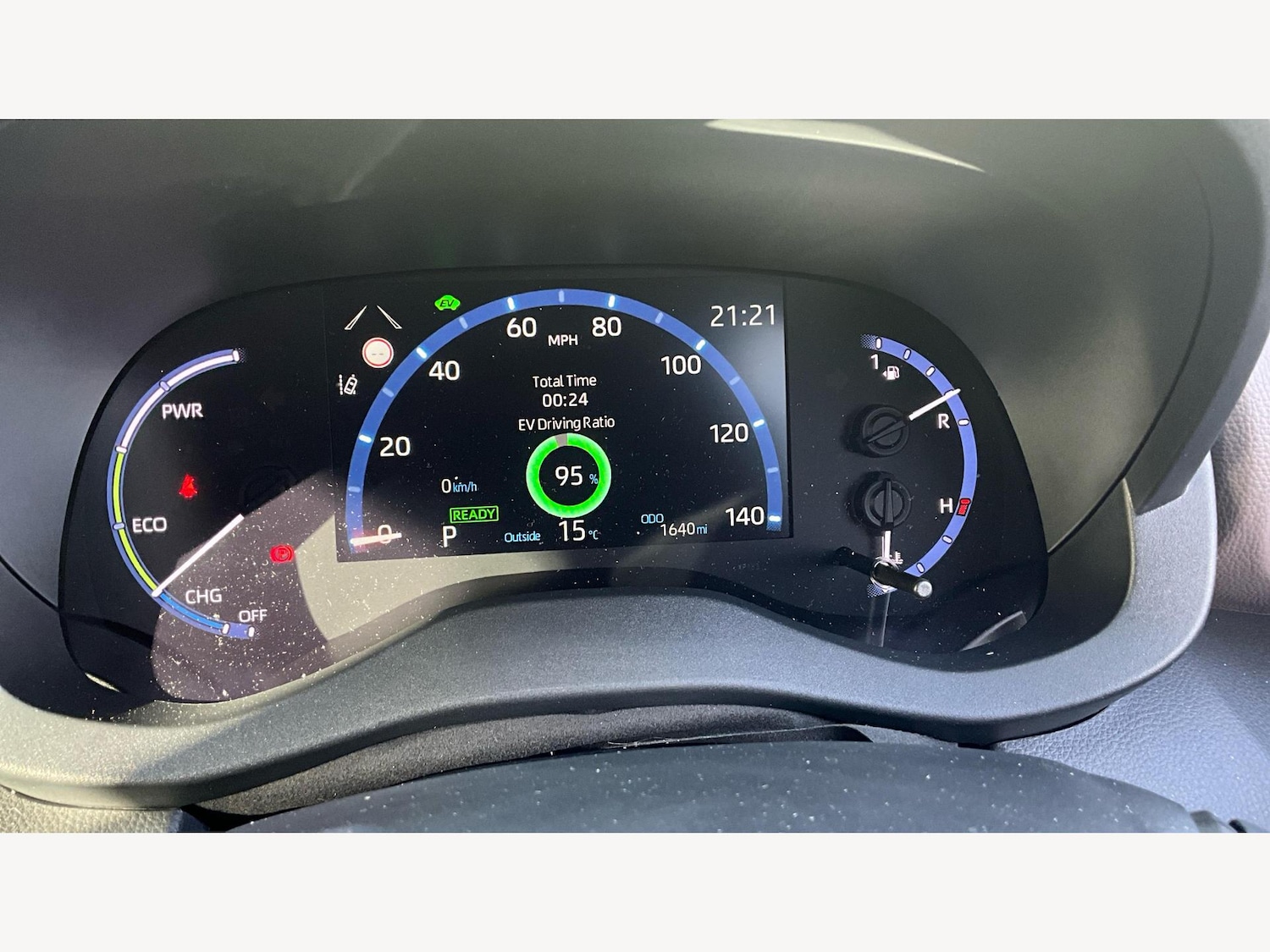 Used Toyota Yaris Cross 2024 for sale - 76584838: Photo 29