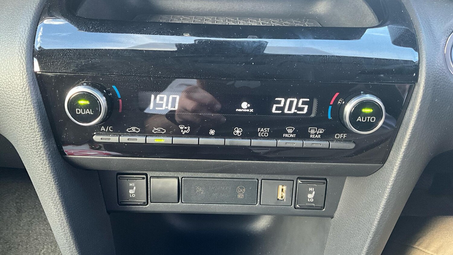 Used Toyota Yaris Cross 2024 for sale - 76584838: Photo 38