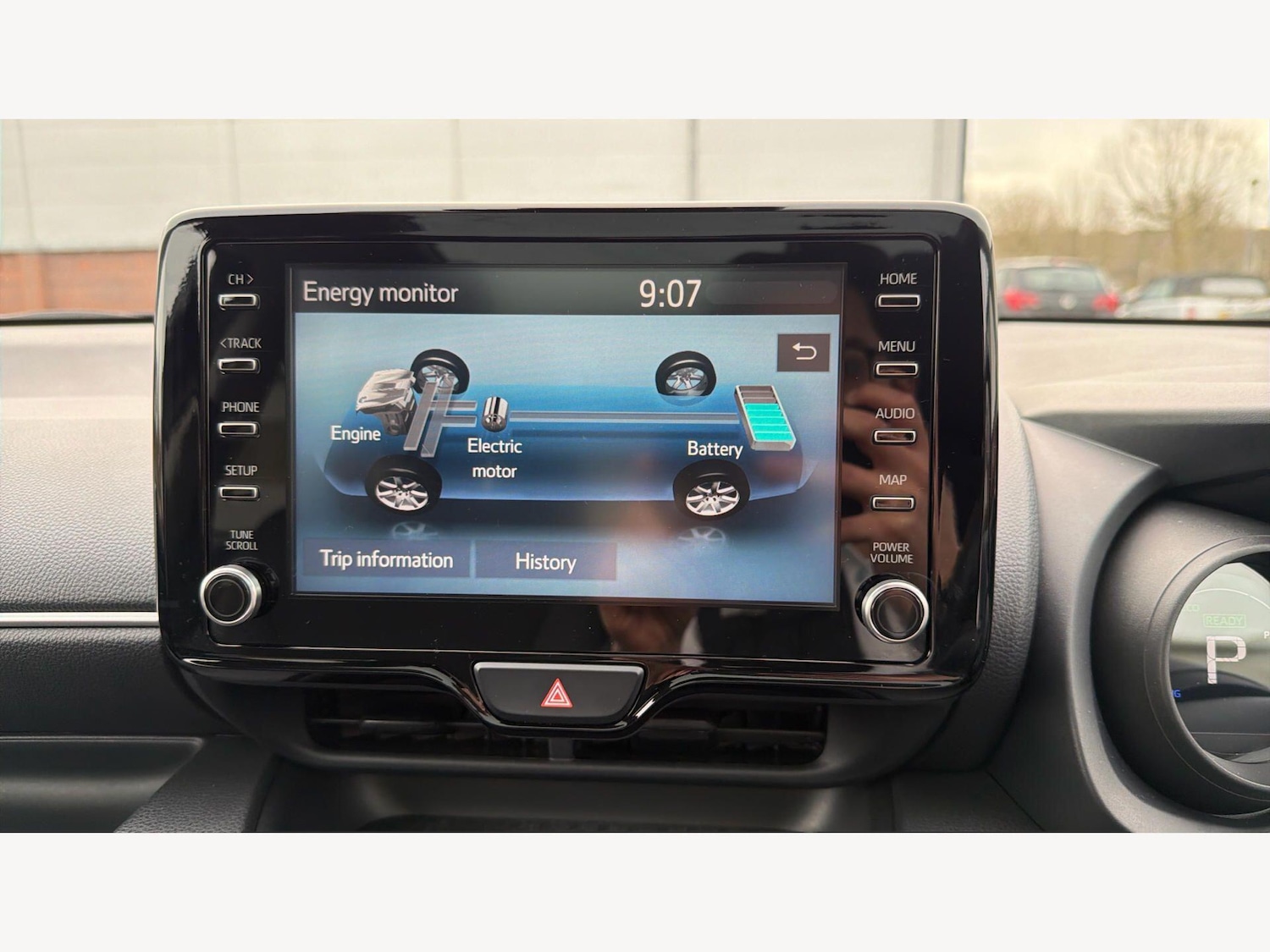 Used Toyota Yaris 2023 for sale - 77645957: Photo 23