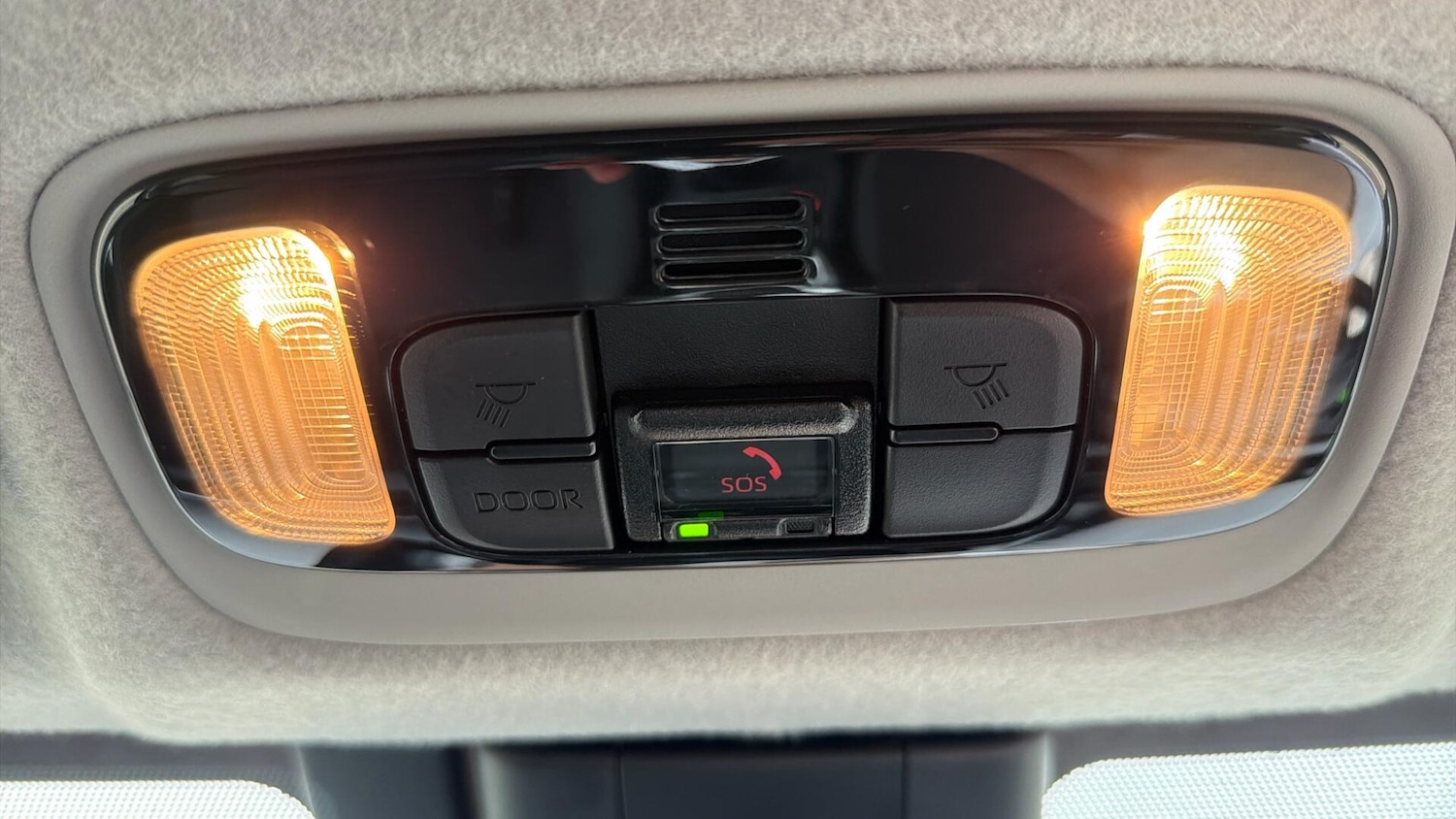 Used Toyota Yaris 2023 for sale - 77645957: Photo 40